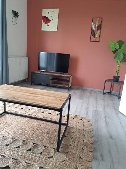 Agreable T2 Classe 3 Etoiles, Refait A Neuf, Dans Quartier Calme Родез Екстериор снимка