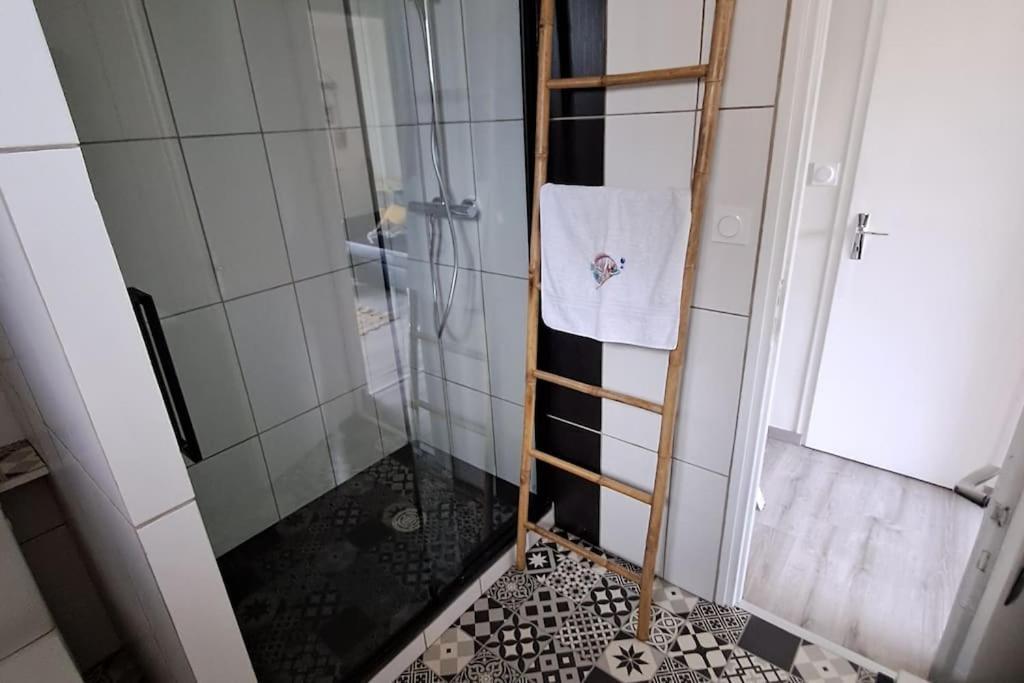 Agreable T2 Classe 3 Etoiles, Refait A Neuf, Dans Quartier Calme Родез Екстериор снимка