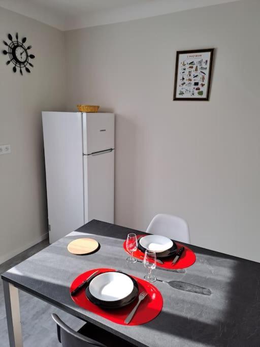 Agreable T2 Classe 3 Etoiles, Refait A Neuf, Dans Quartier Calme Родез Екстериор снимка
